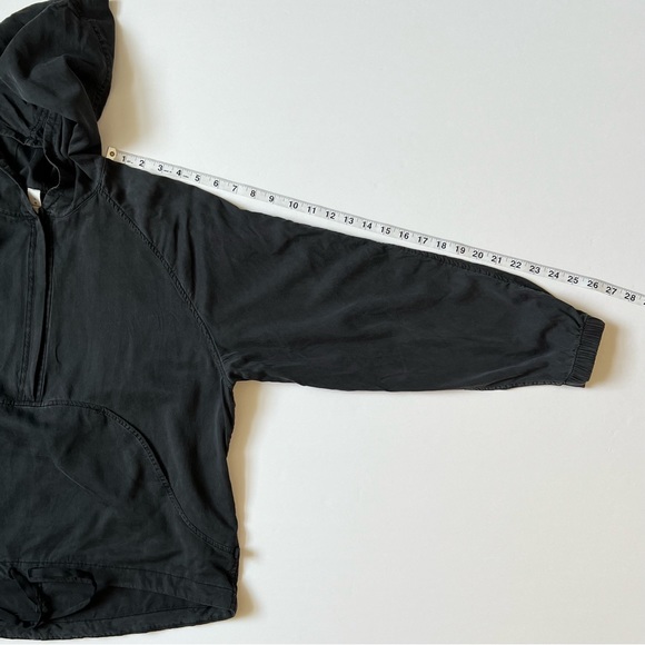 Lululemon City Stroll Hoodie Black 6/S/Small Tencel Pullover Lightweight Jacket - Picture 14 of 15